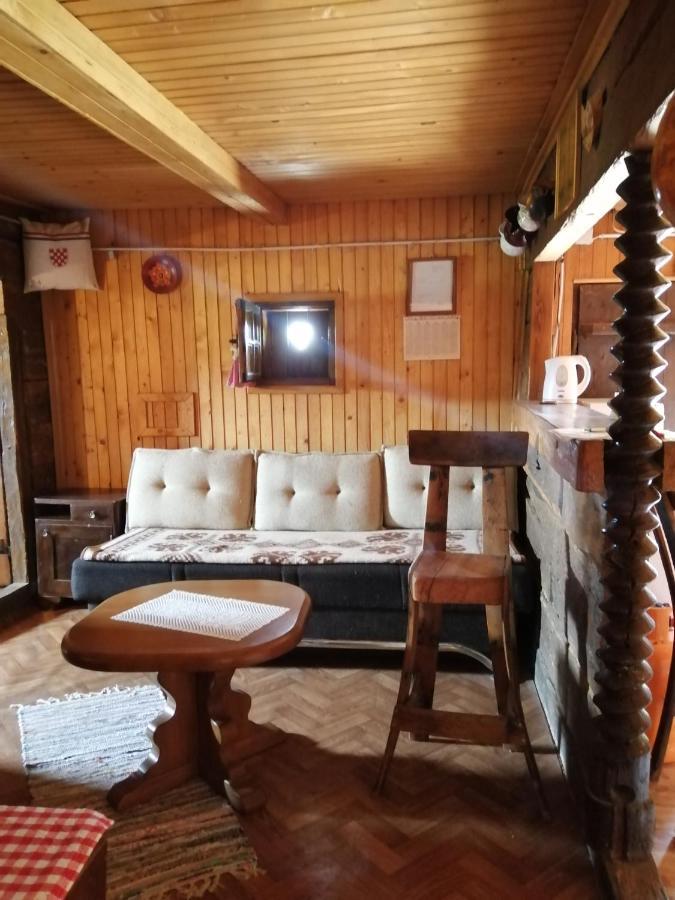Robinzonski Smjestaj Tepes Tuheljske Toplice Kültér fotó